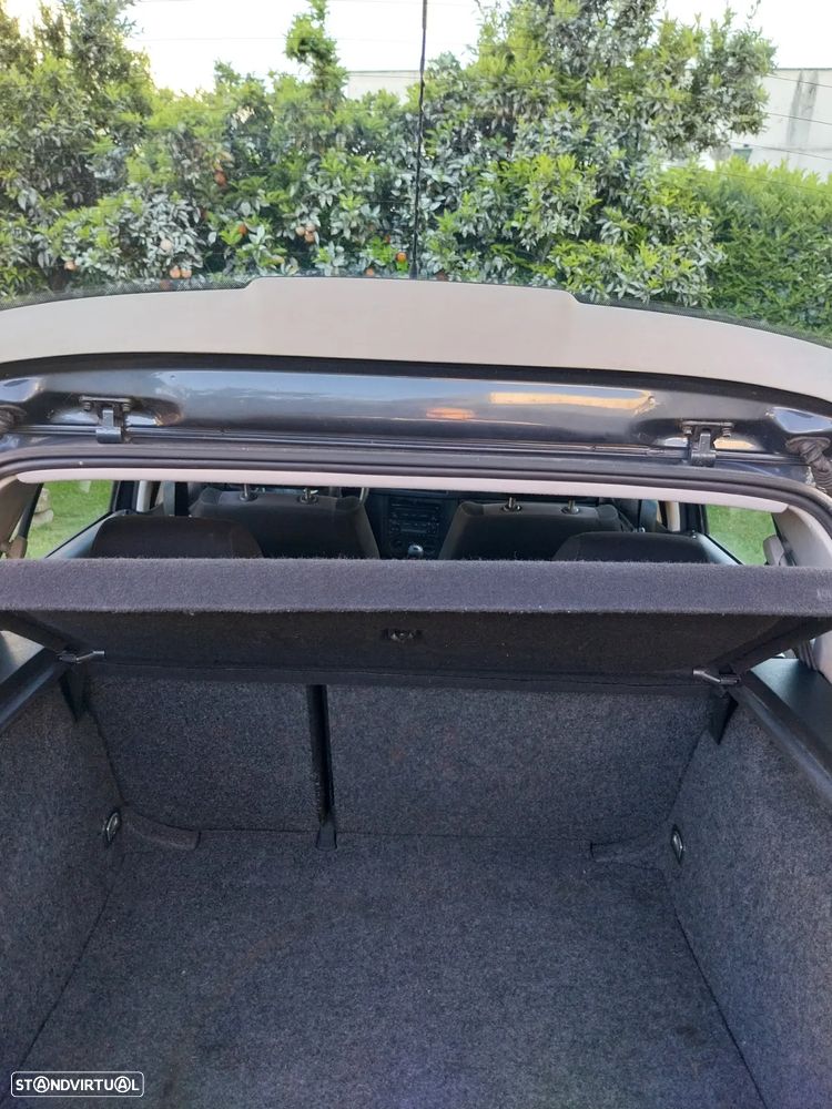 VW Golf 1.4i Confortline JE+AC - 7