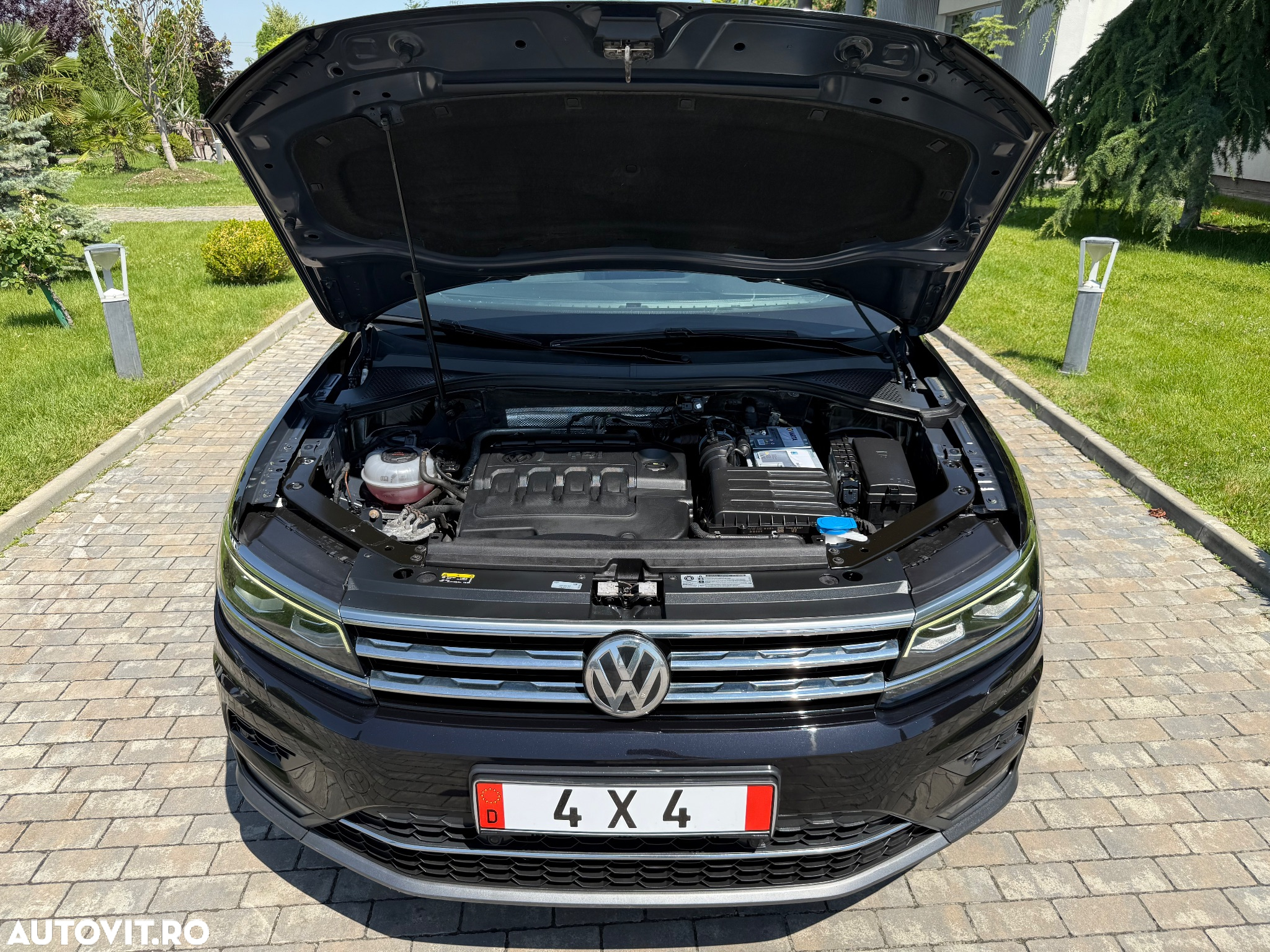 Volkswagen Tiguan 2.0 TDI DSG 4Mot Highline - 25