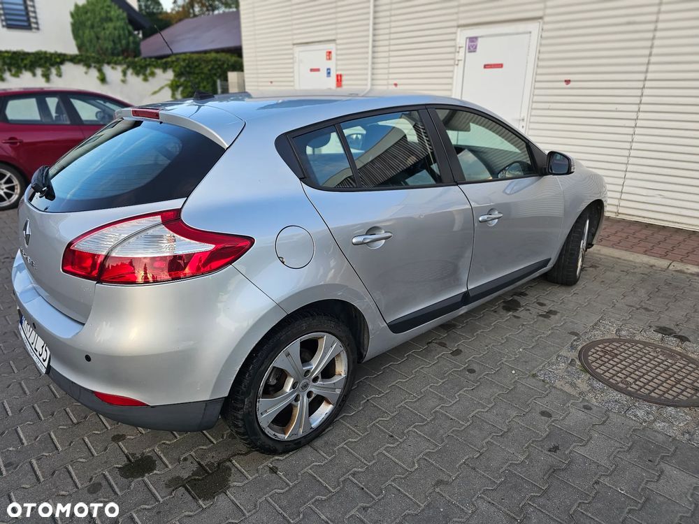 Renault Megane 1.6 16V 100 TomTom Edition - 4
