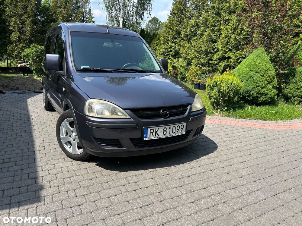 Opel Combo Tour - 3