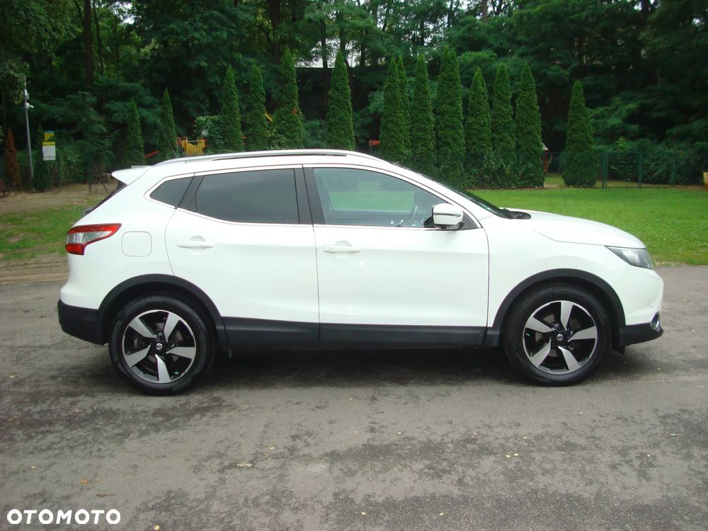 Nissan Qashqai 1.6 DCi Xtronic TEKNA - 7