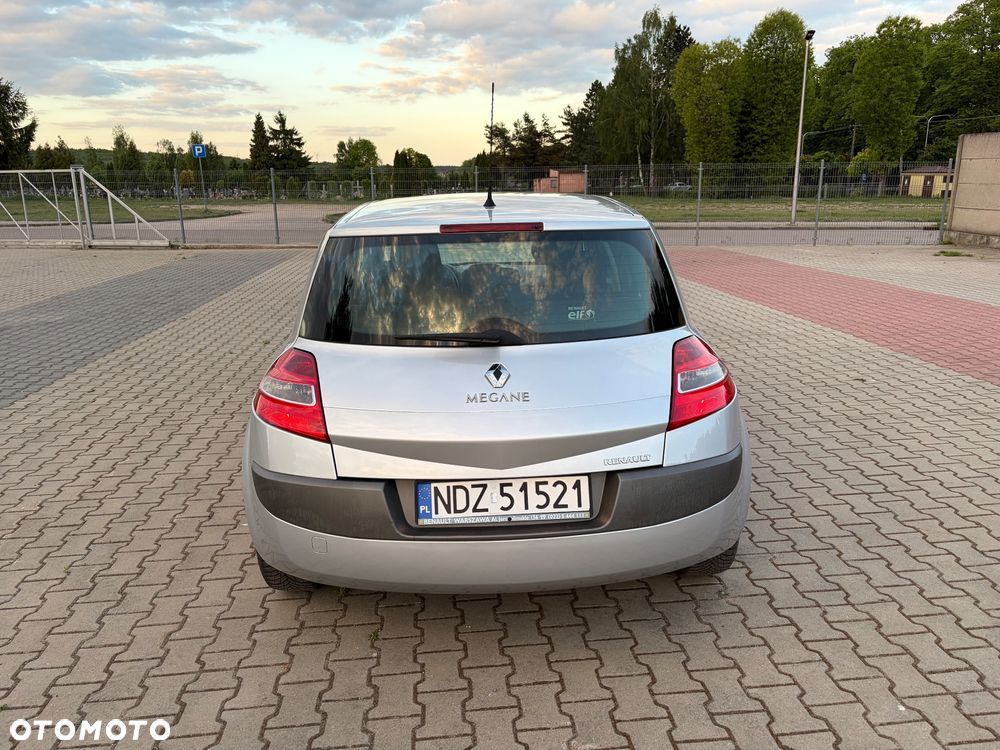 Renault Megane 1.6 16V Authentique - 5