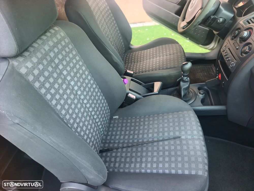 Renault Megane - 9