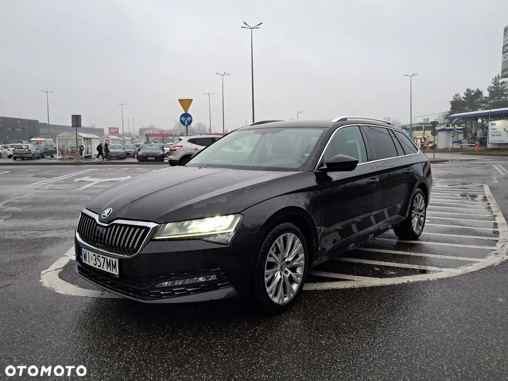 Skoda Superb 2.0 TDI SCR Style DSG - 2