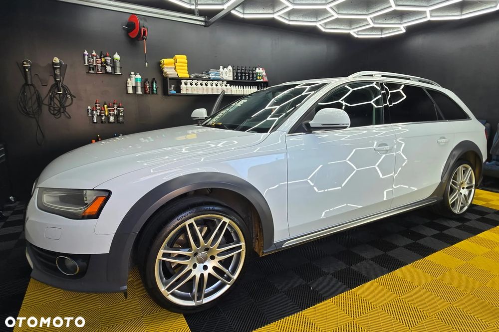 Audi A4 Allroad - 25