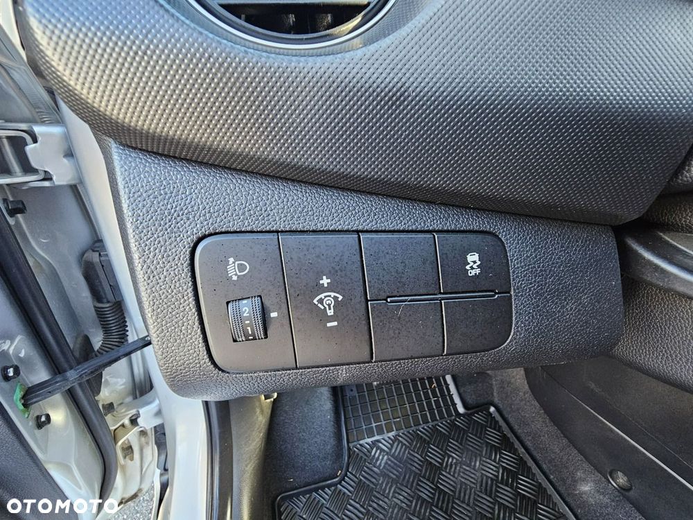Hyundai i10 1.0 Connect & Go - 26