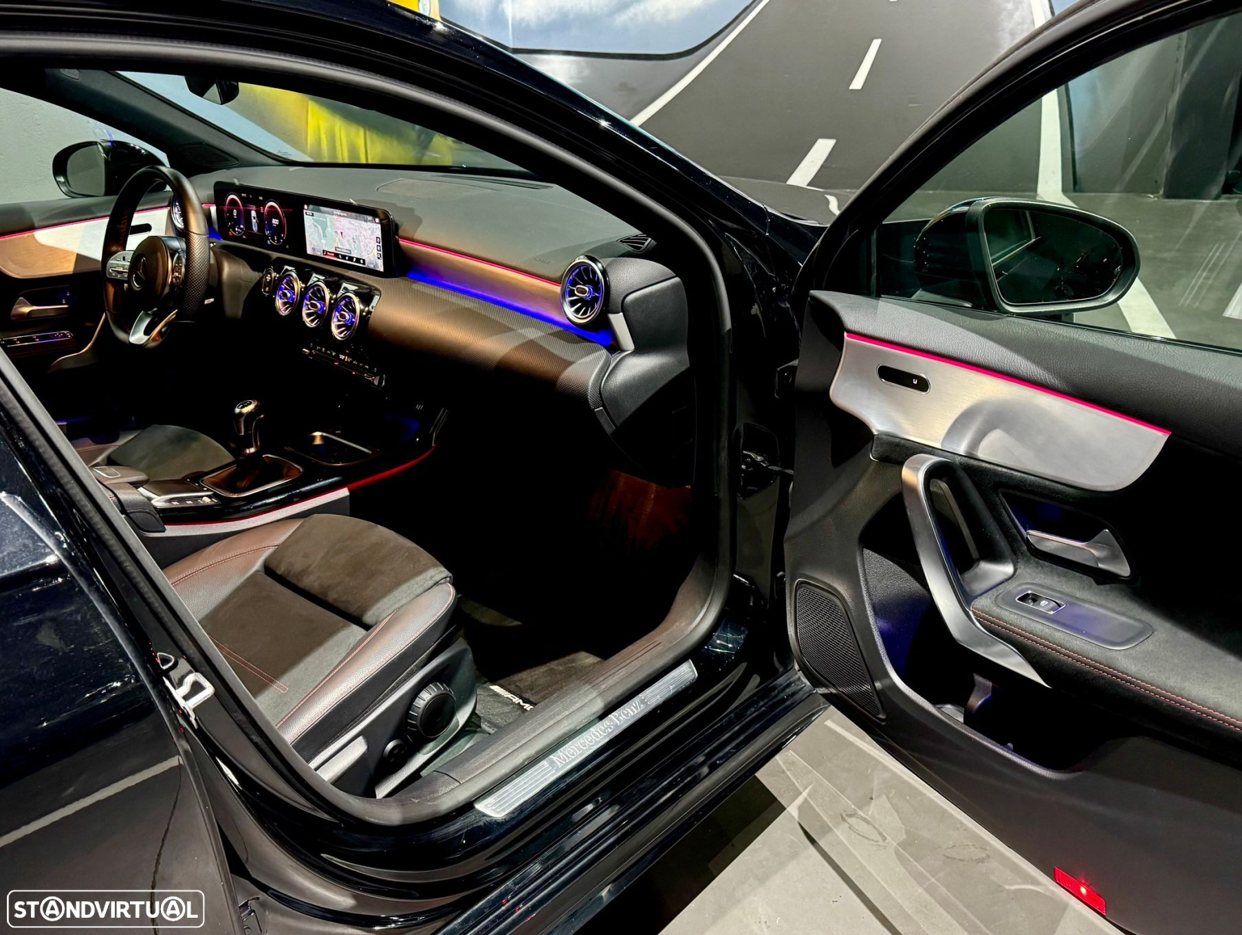 Mercedes-Benz A 180 AMG Line - 10