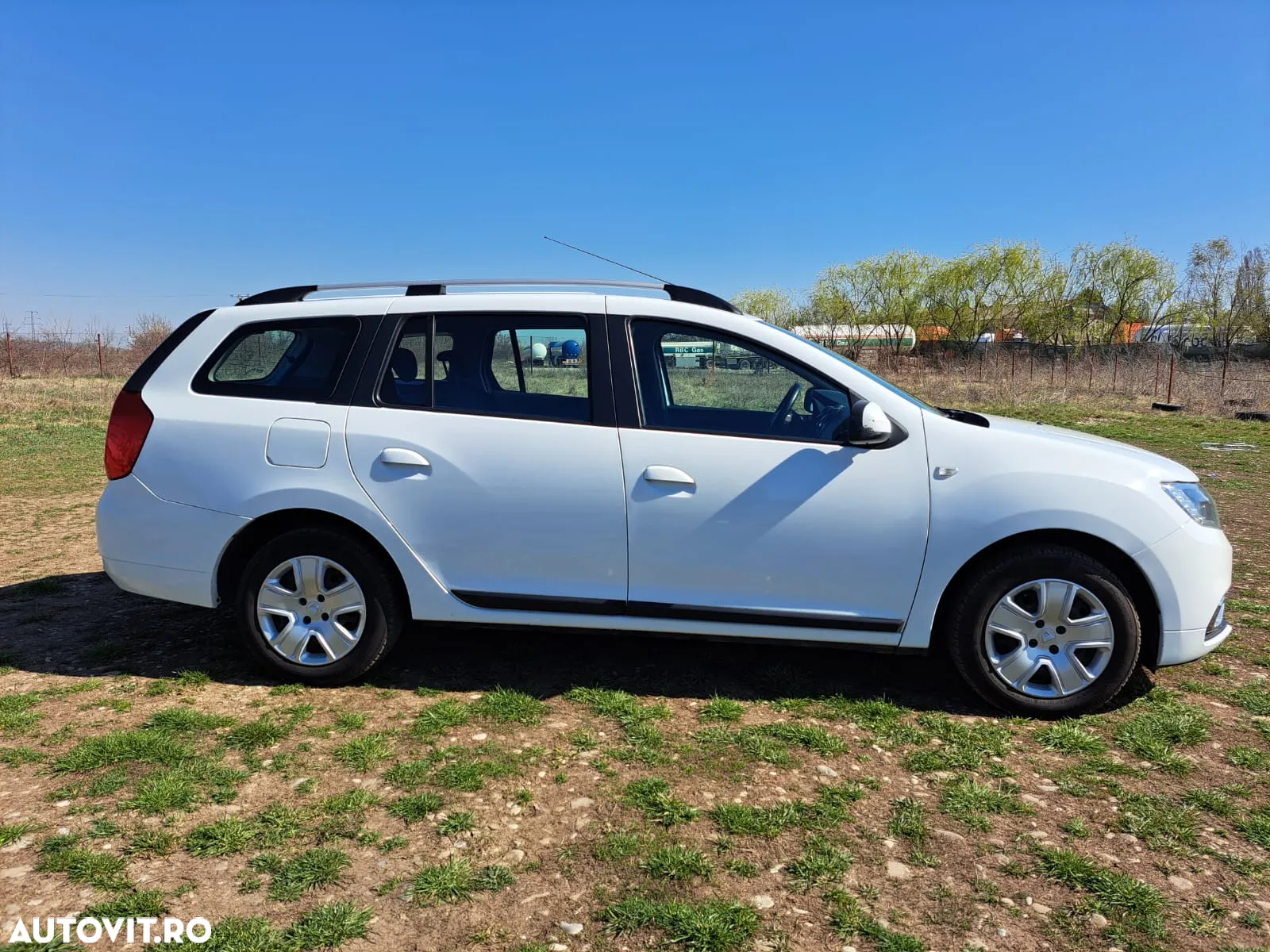 Dacia Logan MCV SCe 75 Laureate - 11