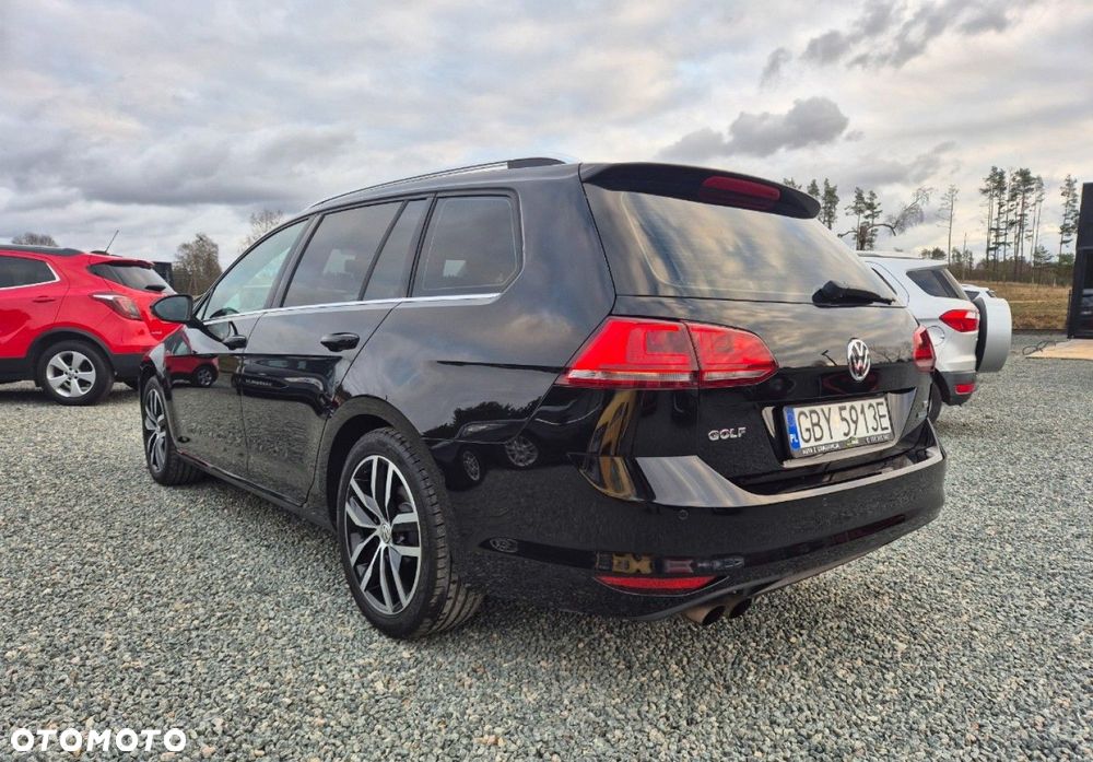 Volkswagen Golf - 30