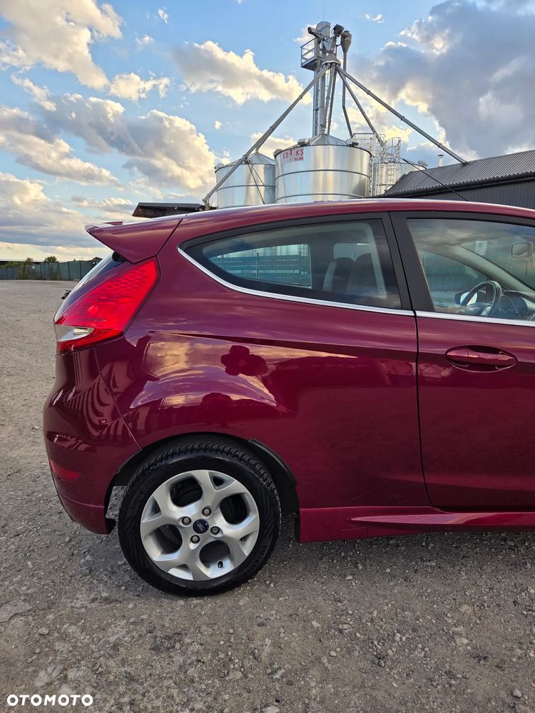 Ford Fiesta - 16