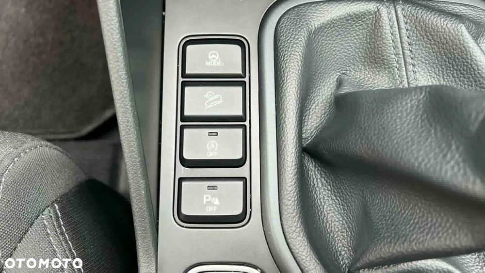 Hyundai Tucson 1.6 GDI BlueDrive Comfort 2WD - 29