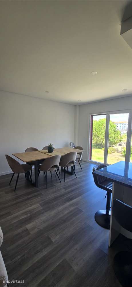 Apartamento T2 com 2 casas de banho em Montijo - Grande imagem: 3/16