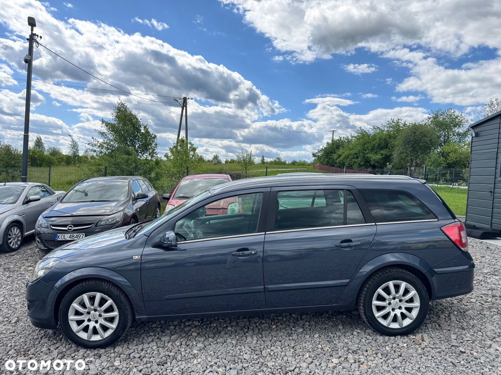 Opel Astra 1.6 Essentia EasyTronic - 3