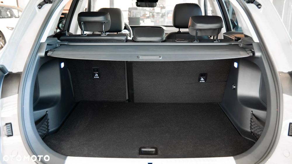 Hongqi HS5 2.0T Executive AWD - 17