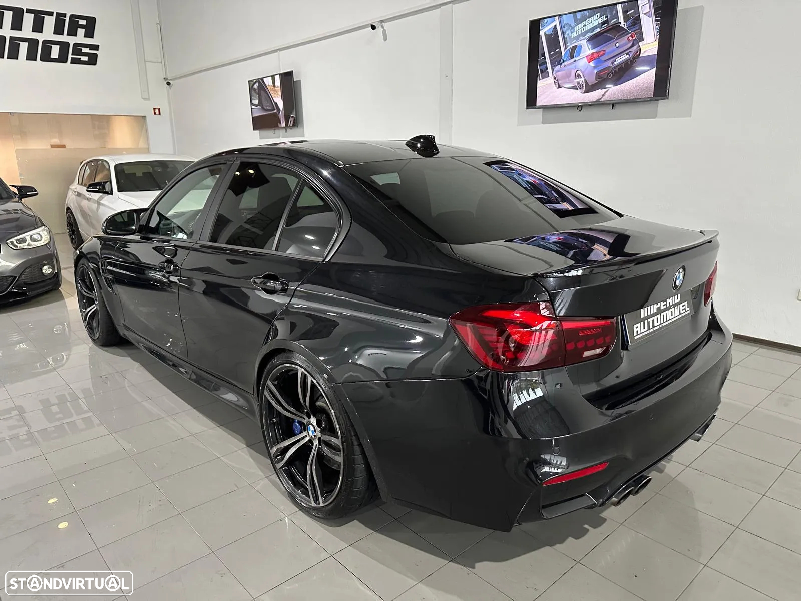 BMW M3 Auto - 25