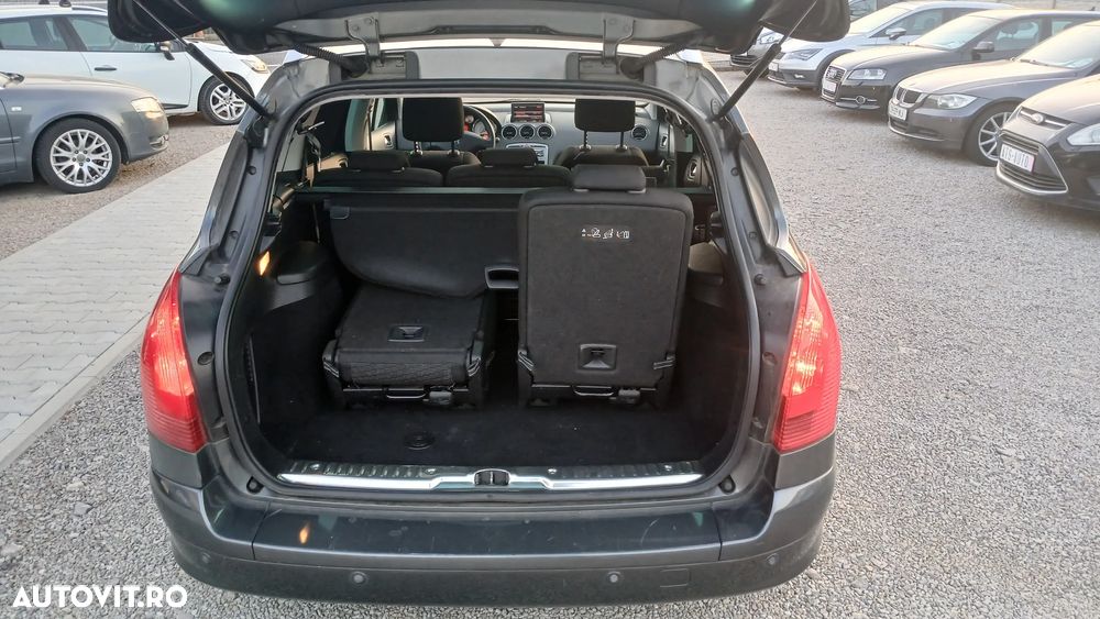 Peugeot 308 1.6E Premium Pack - 3