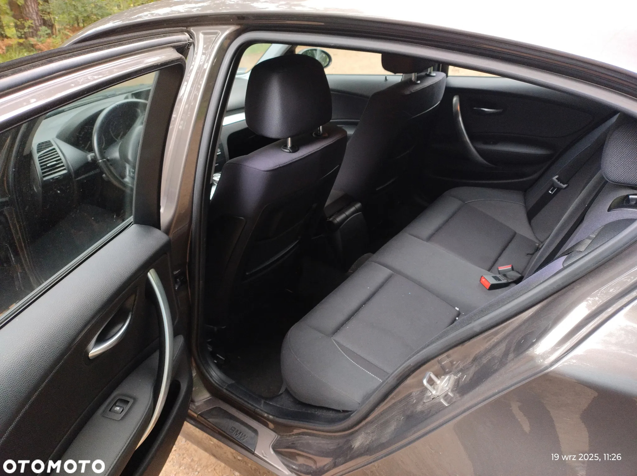 BMW Seria 1 116i - 6