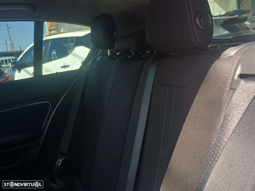 BMW 116 d EDynamics Line Sport - 27