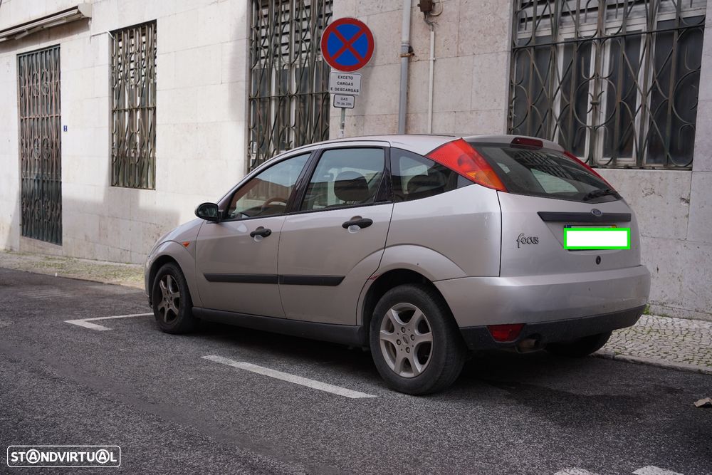 Ford Focus 1.4 Trend - 4