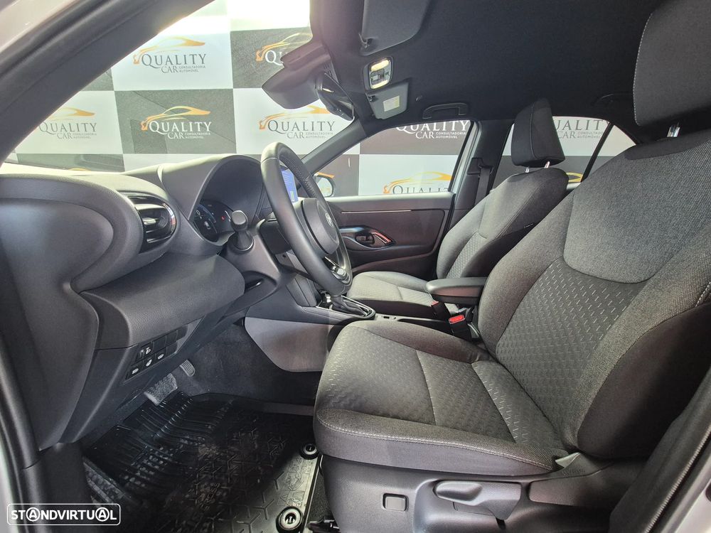 Toyota Yaris Cross 1.5 HDF Luxury - 8