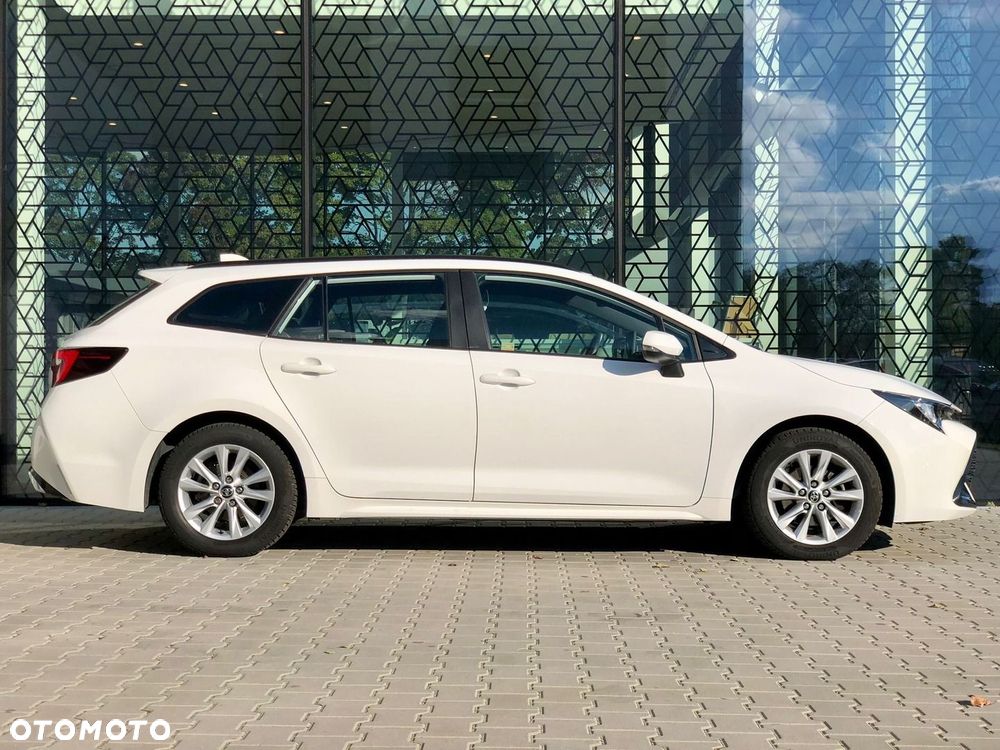 Toyota Corolla 1.8 Hybrid Comfort - 4