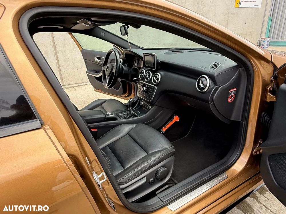 Mercedes-Benz A 180 CDI (BlueEFFICIENCY) AMG Sport - 19