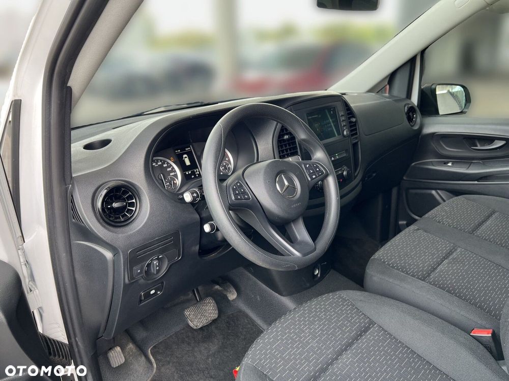 Mercedes-Benz Vito - 11