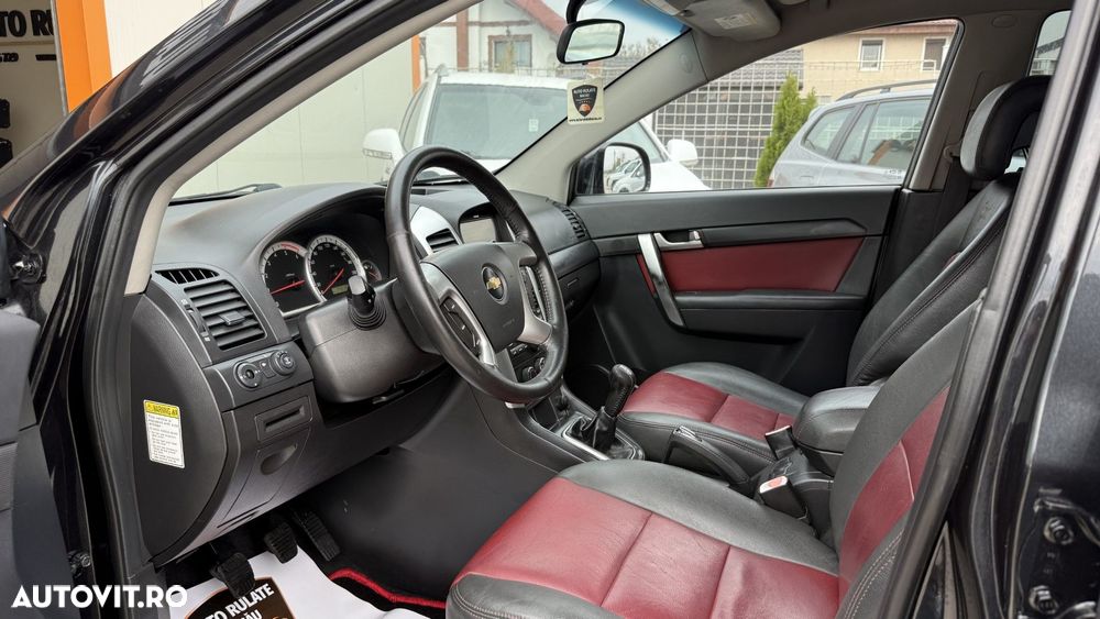Chevrolet Captiva - 12