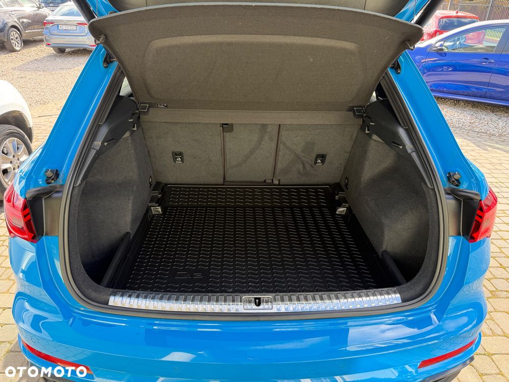 Audi Q3 40 TDI Quattro S Line S tronic - 20