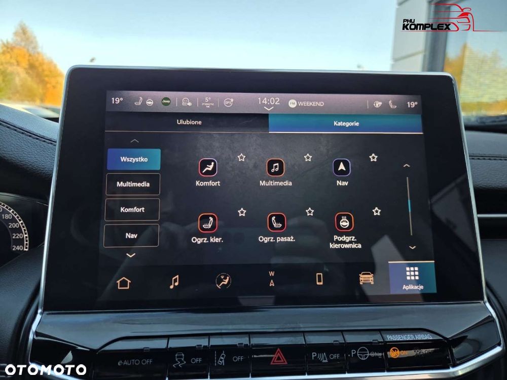 Jeep Compass - 25