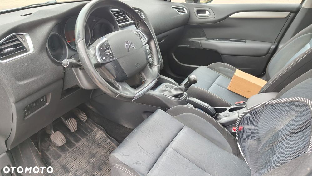 Citroen C4 2013 photo 3