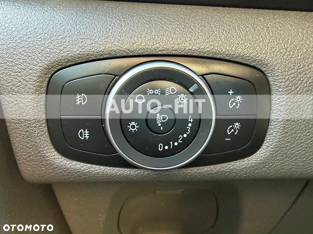 Ford Transit - 24
