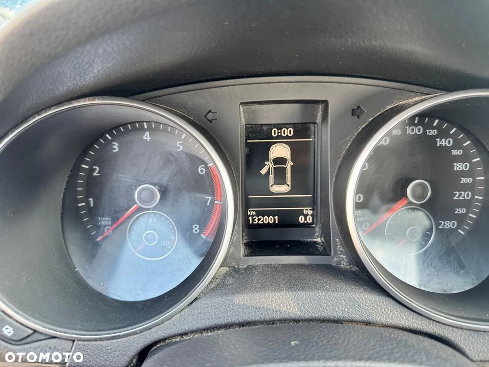 Volkswagen Golf VI 2.0 TSI GTI - 14