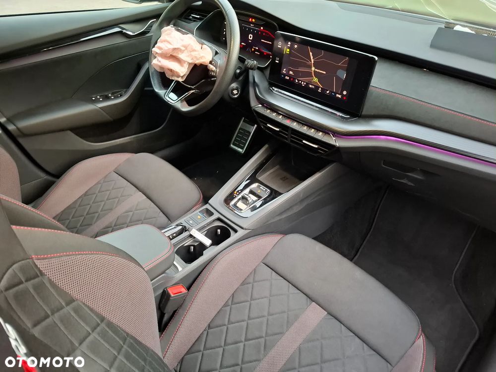Skoda Octavia Combi 2.0 TDI DSG 4x4 RS Plus - 17