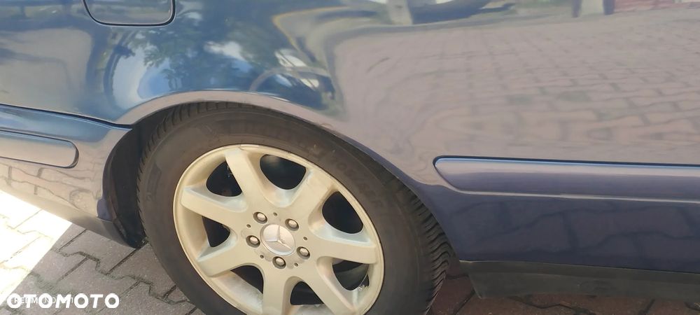 Mercedes-Benz CLK - 3