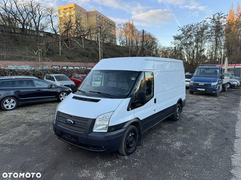 Ford Transit - 18