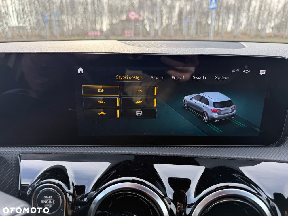 Mercedes-Benz Klasa A 180 AMG Line 7G-DCT - 23