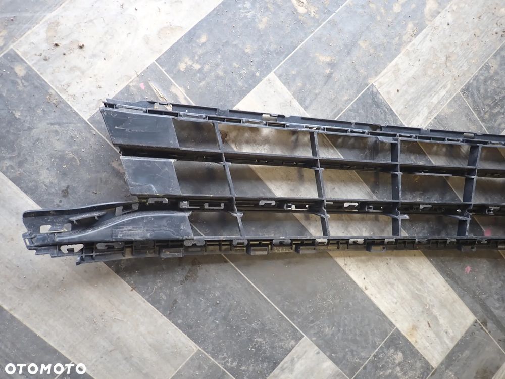 VOLSWAGEN PASSAT KRATKA ZDERZAKA PRZEZ LIFT - 8