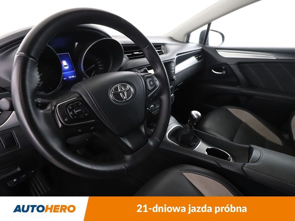 Toyota Avensis 1.8 Prestige - 12