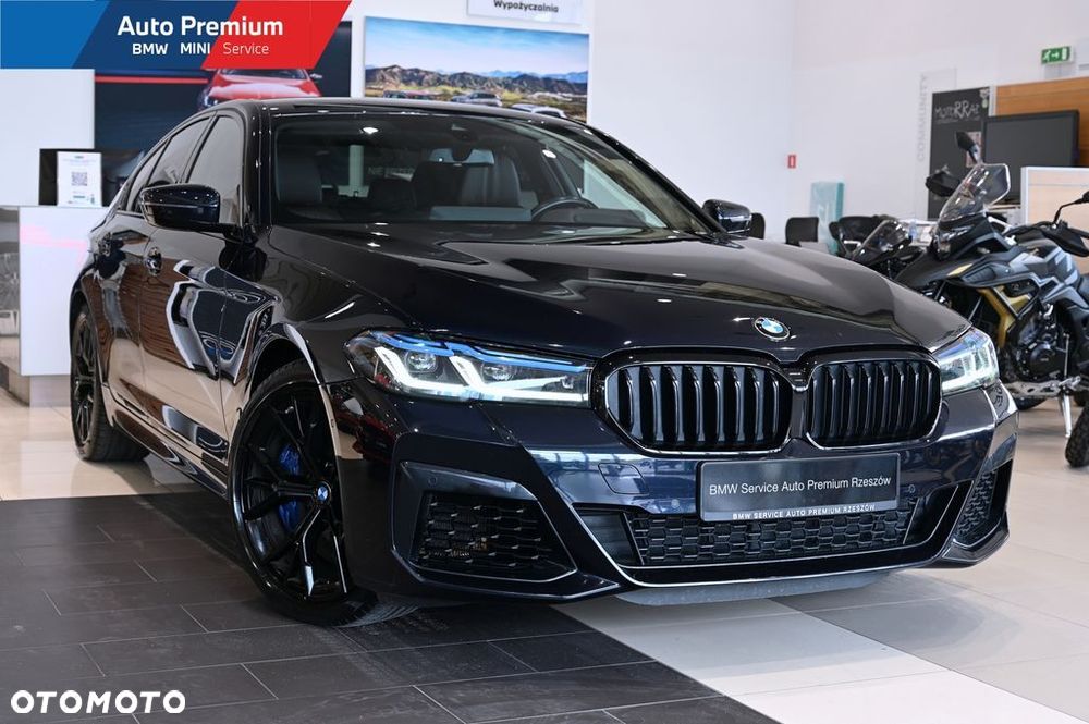 BMW Seria 5 540i xDrive mHEV M Sport sport - 2