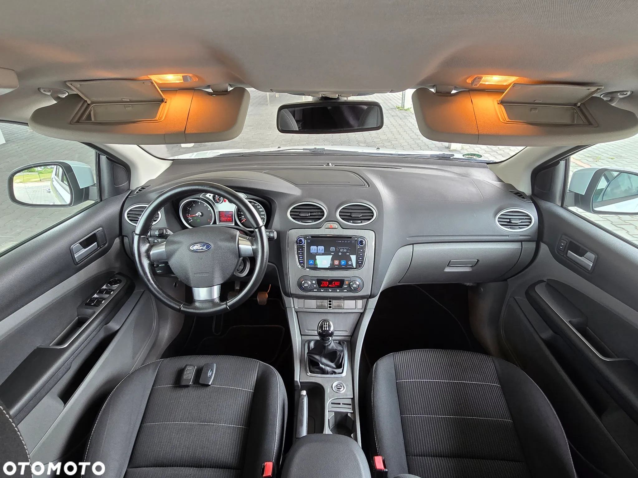 Ford Focus 1.8 FF Platinium X - 31