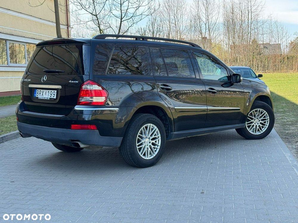 Mercedes-Benz GL - 7