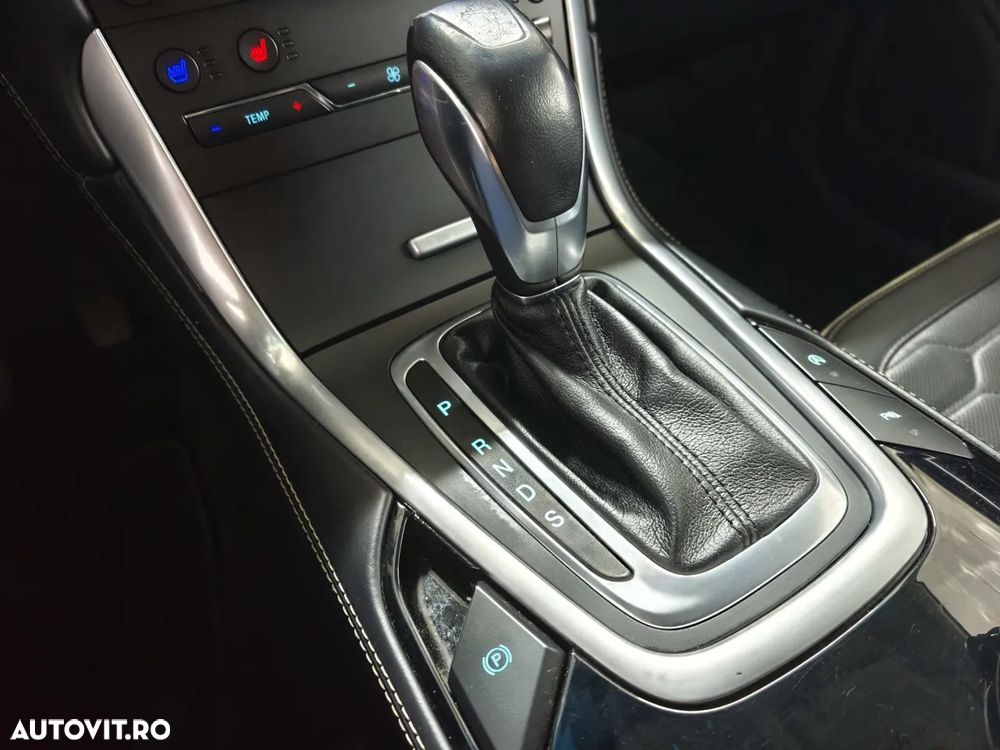 Ford Edge 2.0 TDCi Powershift Vignale - 18