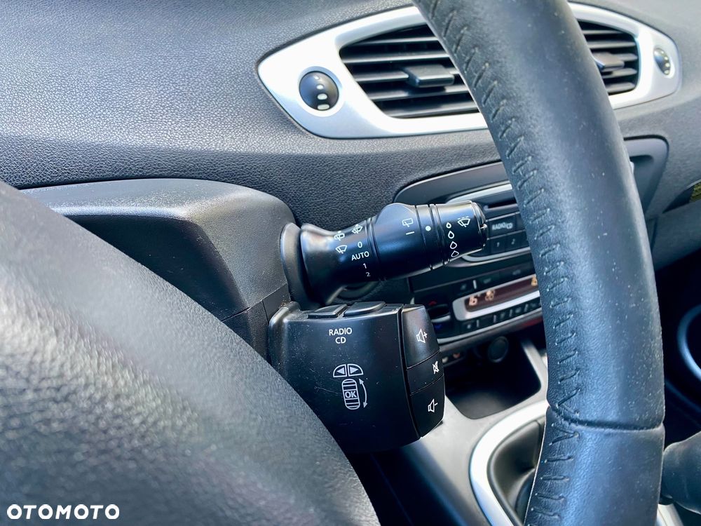 Renault Scenic 1.5 dCi Tech Run - 32