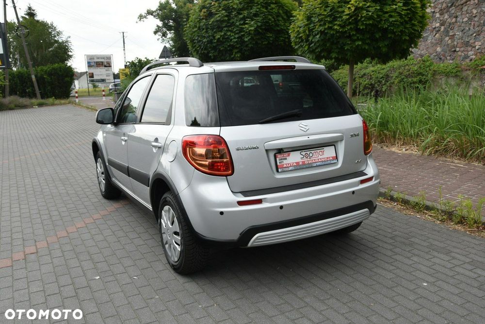 Suzuki SX4 - 4