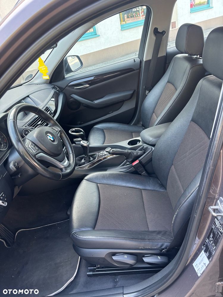BMW X1 sDrive20i xLine - 16