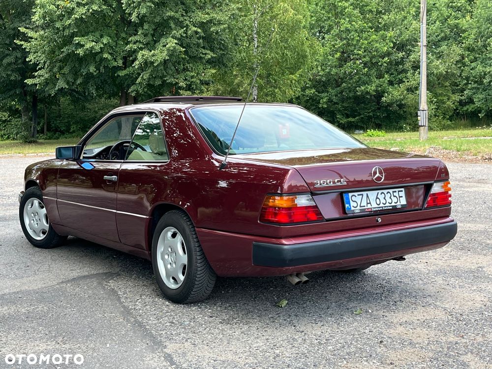 Mercedes-Benz W124 (1984-1993) - 2