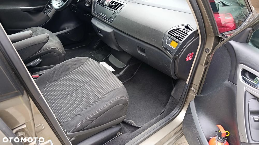 Citroën C4 Grand Picasso - 13