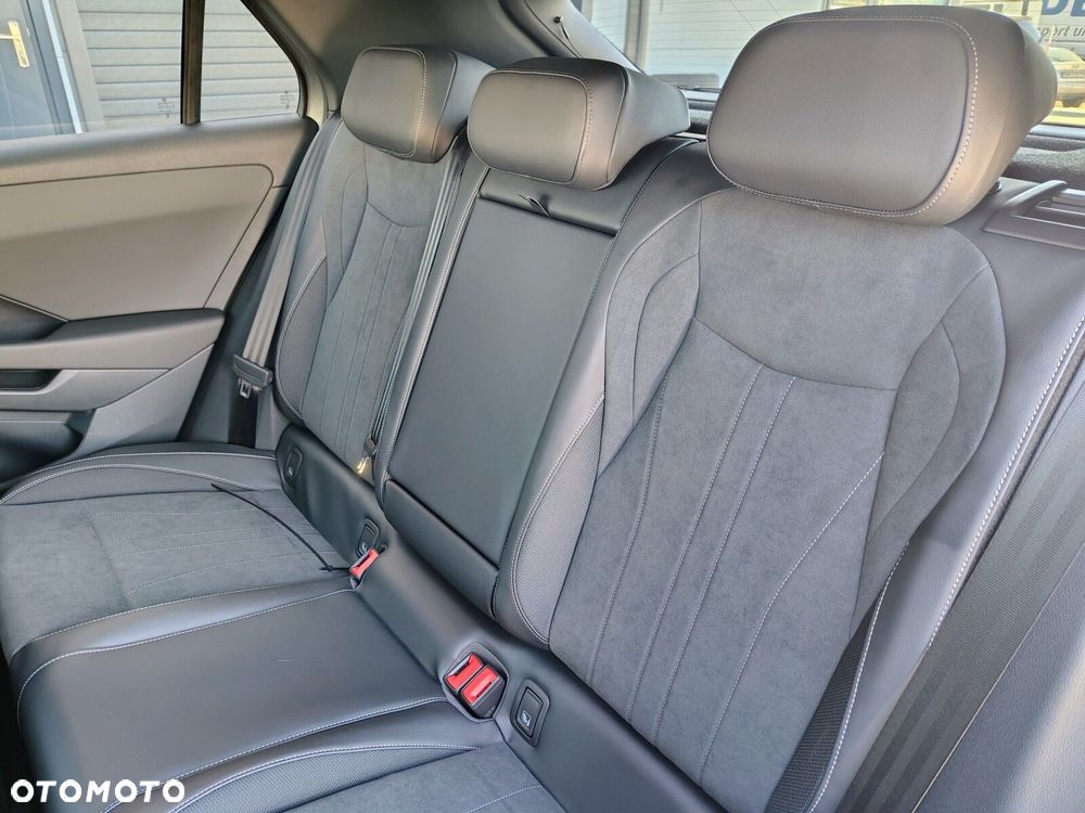 Volkswagen T-Roc - 27