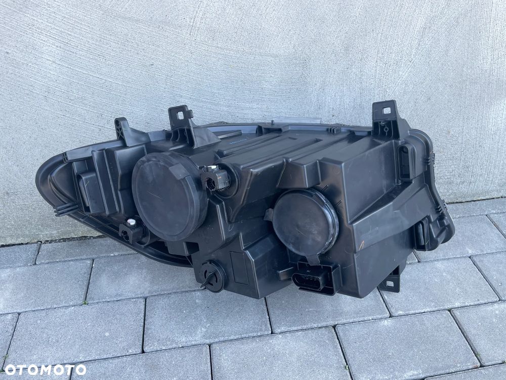 LAMPA PRZEDNIA LEWA MERCEDES SPRINTER W907, W910  2018-- NOWA - 2